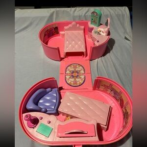 Vintage 1994 Barbie Pop Up Fold Out Playhouse Bedroom Carrying
Case Toy Playset